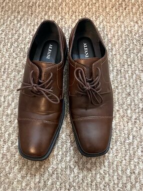 Alfani Brown Leather Cap-Toe Derby Dress Shoes